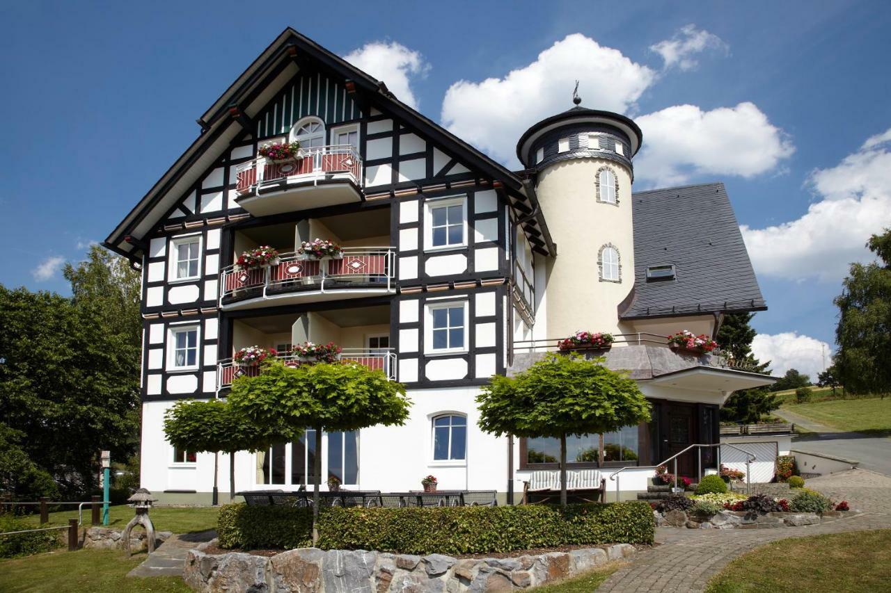 Pension Und Ferienwohnung Schuette Schmallenberg Exterior foto